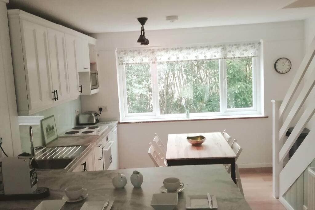 Cornwall Family Friendly Villa With Free Use Of Pool, Soft Play, Mini Golf, Tennis, Gym, Fitness Classes, Sauna And Ice Baths New Quay Exteriér fotografie