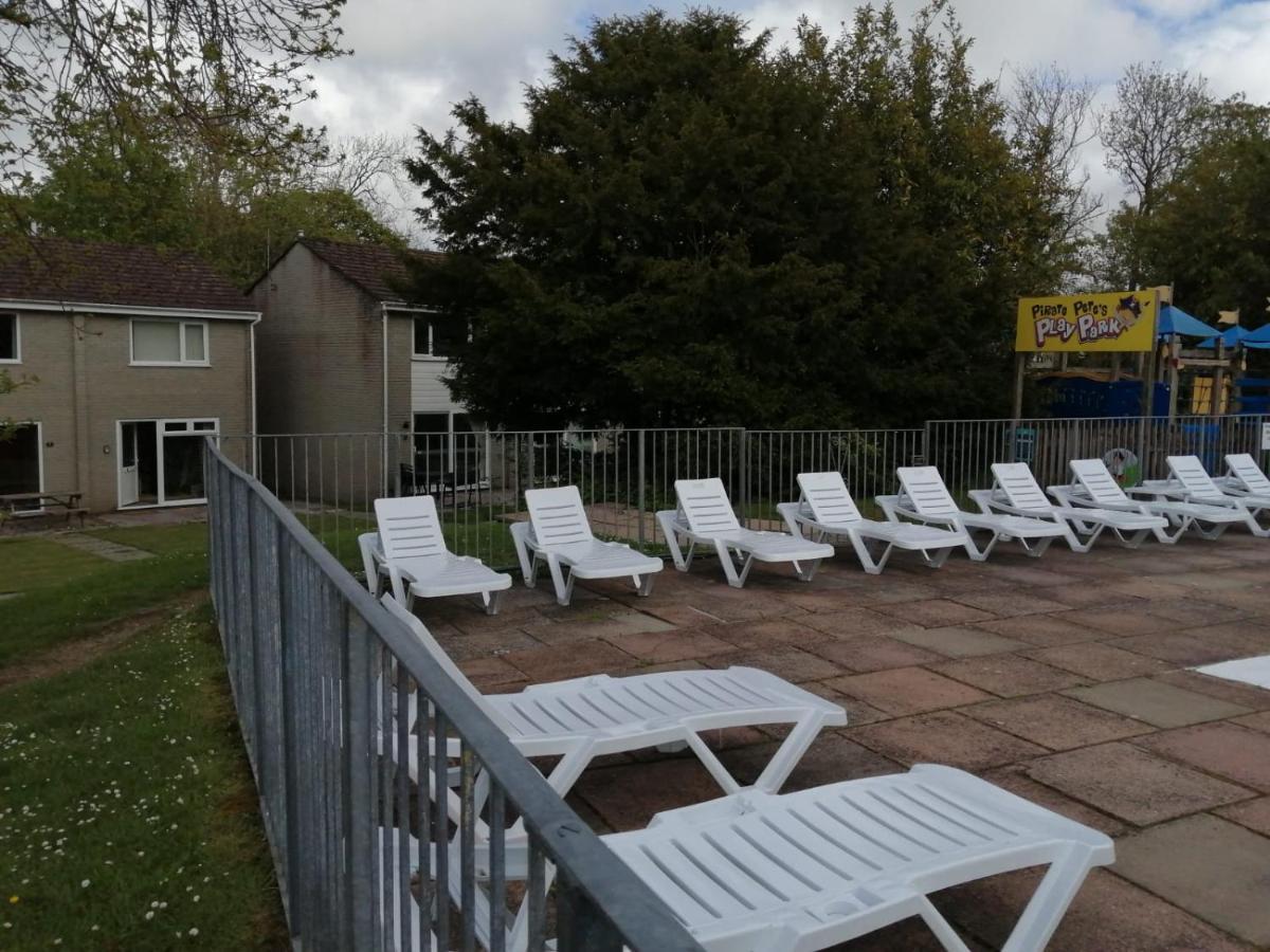 Cornwall Family Friendly Villa With Free Use Of Pool, Soft Play, Mini Golf, Tennis, Gym, Fitness Classes, Sauna And Ice Baths New Quay Exteriér fotografie